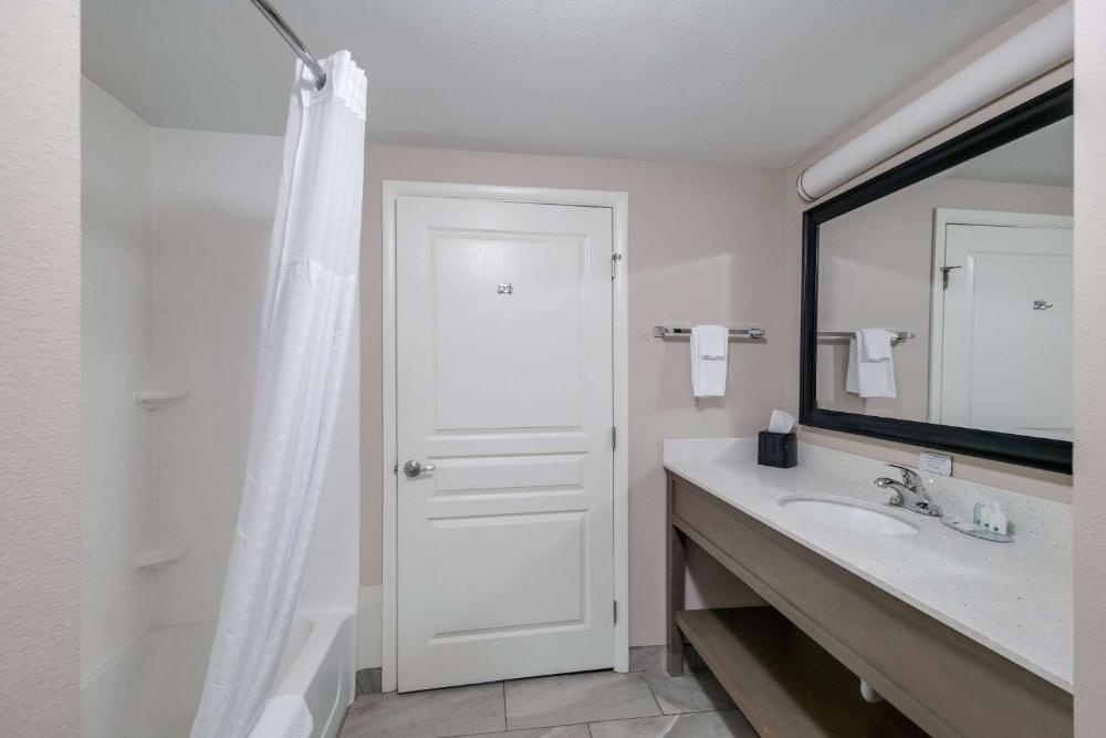 Quality Inn & Suites Imagen 14