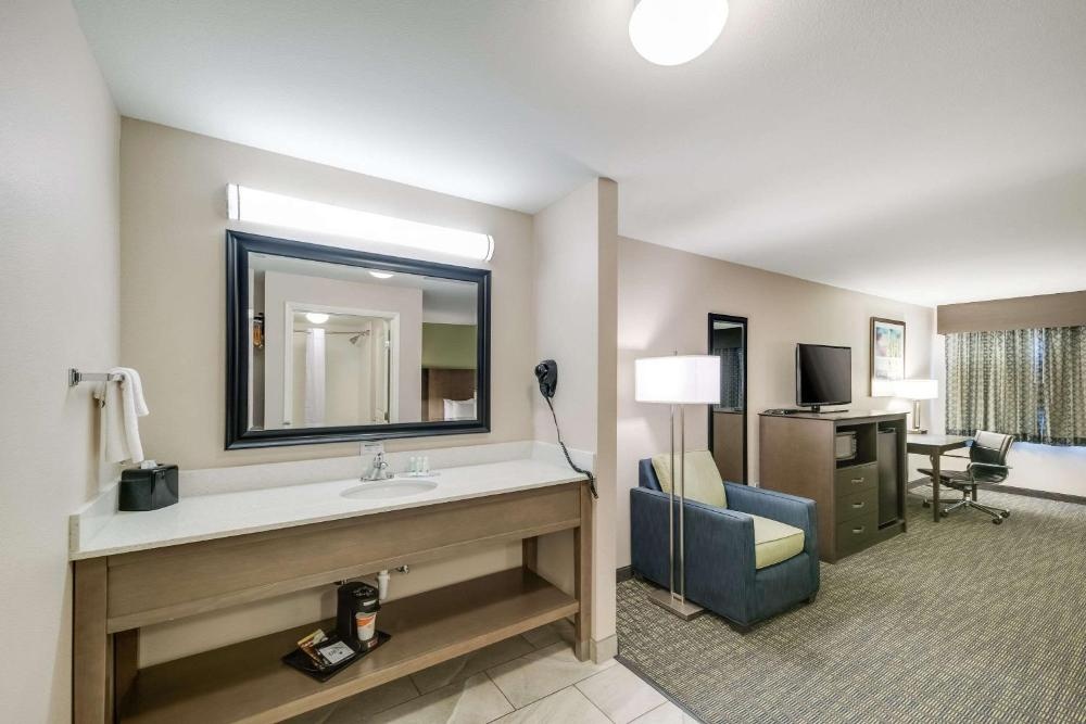 Quality Inn & Suites Imagen 25